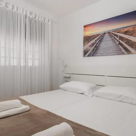 Appartement Rona Lavanda And Lipa