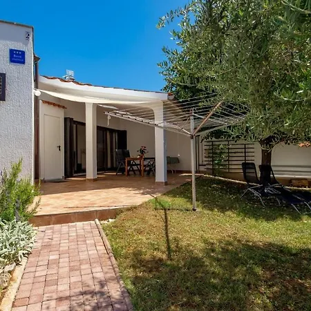 Appartement Rona Lavanda And Lipa