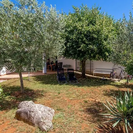 Appartement Rona Lavanda And Lipa