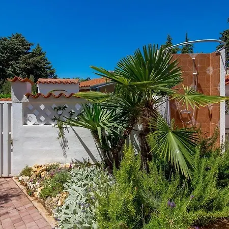 Appartement Rona Lavanda And Lipa